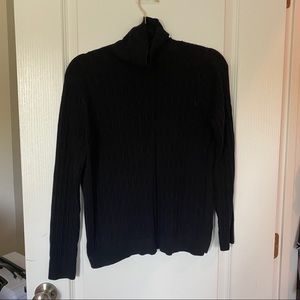 Black long sleeve turtleneck sweater✨